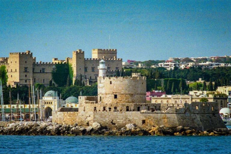 Top 10 Beautiful Crusader Castles - Depth World