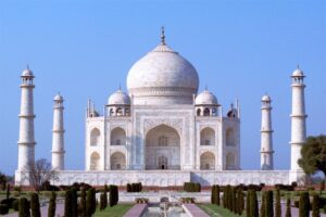 10 Most Famous Tombs in the world - Depth World